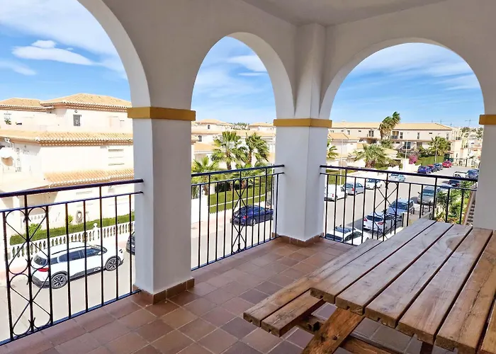 On Floor, With Big Terrace * Alicante